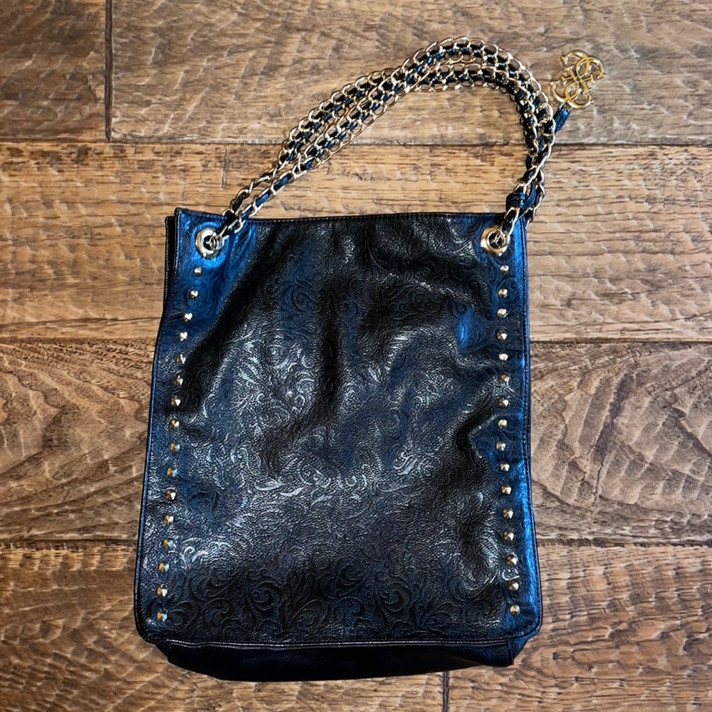 Guess shoulder Bag. Excellent Condition!